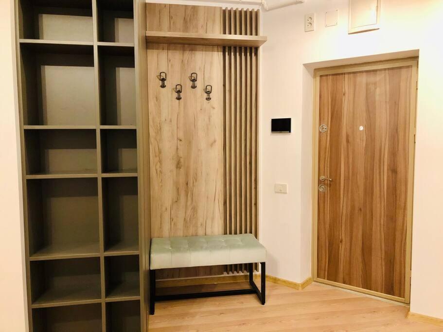 Joy City Vivalia V6b-64 Apartment *