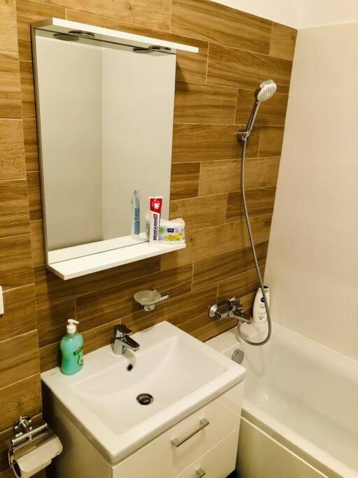 Apartment Joy City Vivalia V6b-64 *